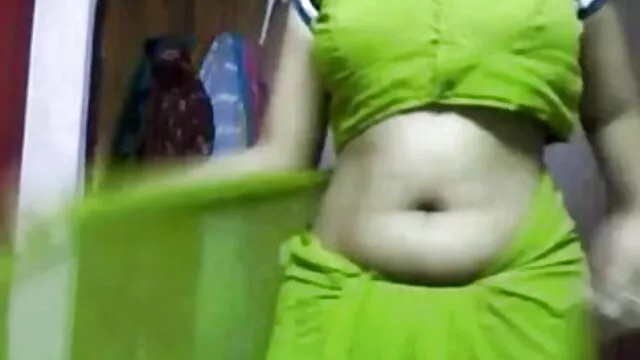 Elena Anaya & Natasha Yarovenko - রুম ইন রোম বাংলা xx vido (2010)