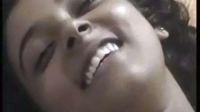 ফুট ফেটিশ, প্রতিমা, বাৎলা xx স্বর্ণকেশী