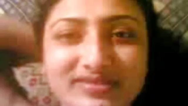 বাড়ীতে বাংলা xx ভিডিও তৈরি