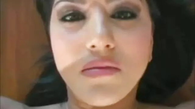 মুখের ভিতরের চাঁচা বাংলাদেশি xx