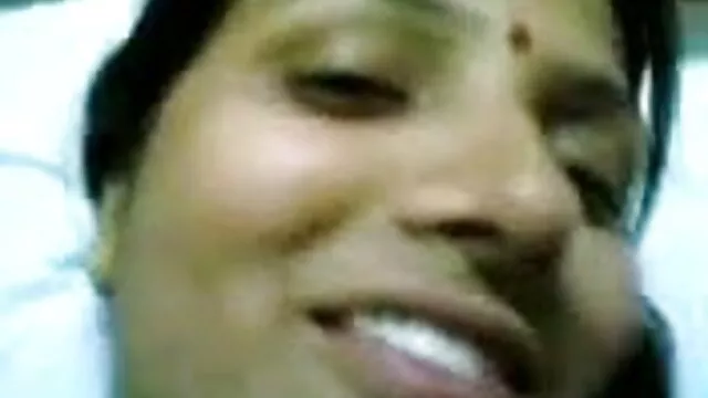 সুন্দরী বাংলা দেশি xx বালিকা