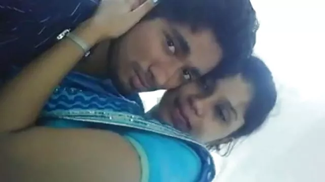 দ্বৈত মেয়ে বাংলা xn xx com ও এক পুরুষ, তিনে মিলে
