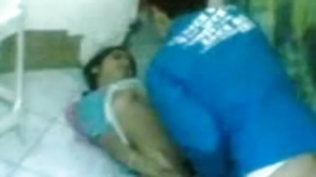 দু: খের বিষয় না! বাংলা xx hd মেয়ে সমকামী