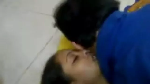 হাতের কাজ, বাংলা দেশের xx লাল চুলের,