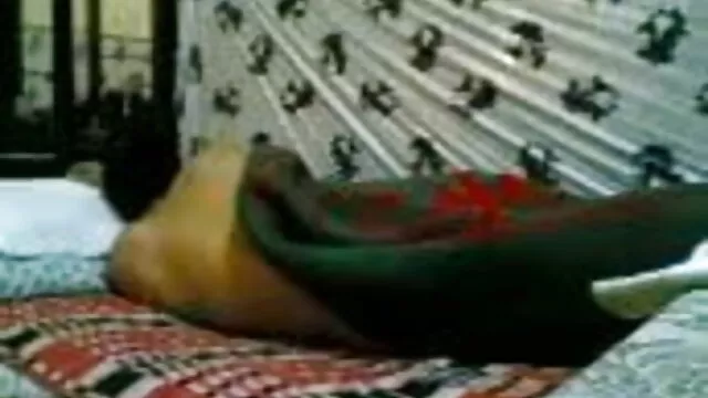 দ্বৈত মেয়ে ও www বাংলা xx এক পুরুষ