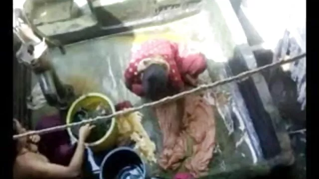 স্বর্ণকেশী, সুন্দরী ভিডিও বাংলা xx বালিকা