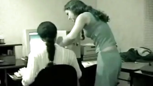 ফোন দ্বারা পরিত্যক্ত বাড়িতে ফোন video xx বাংলা দেখুন