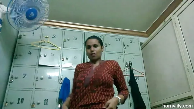 বাঁড়ার রস খাবার বাংলা ৩ xx