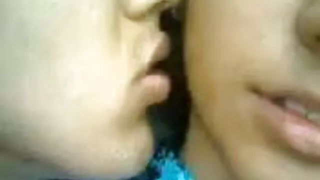 পার্টি পরে xx বাংলা একটি মেয়ে সঙ্গে ঘড়ি