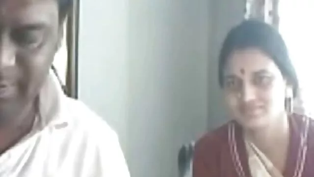 পথে কাজ করে ধর্ষণ একটি বংলা xx মেয়ে